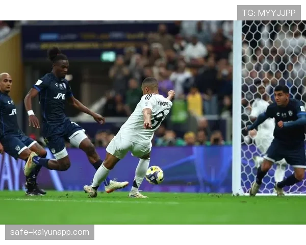 贝林厄姆皇马中场核心作用凸显 欧冠赛季关键传球数据领跑