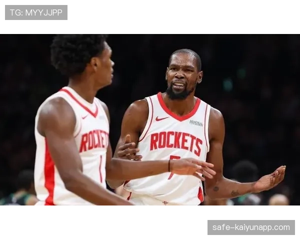 火箭进攻体系过度依赖杜兰特单打,角色球员支援不足限制上限 火箭进攻体系过度依赖杜兰特单打,角色球员支援不足限制上限